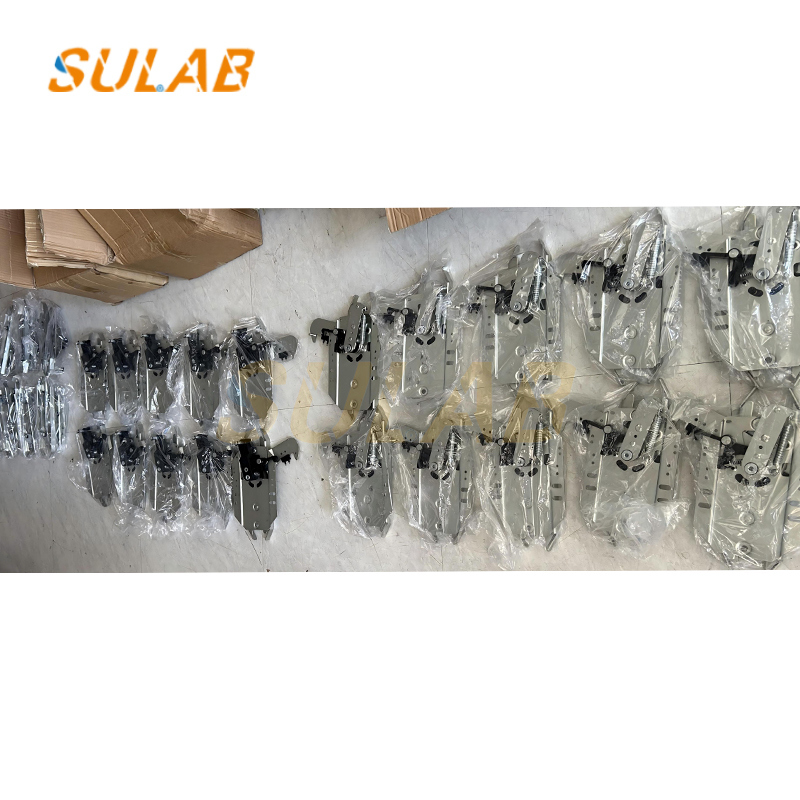 High Quality Fermator Door Lock CSK-AA81CD200-2 with One Year Warranty for Elevator Door Vane