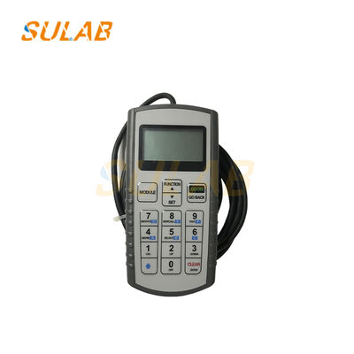 Alat pengujian lift dan alat layanan untuk membaca kode kesalahan, memodifikasi parameter dan melakukan pengujian